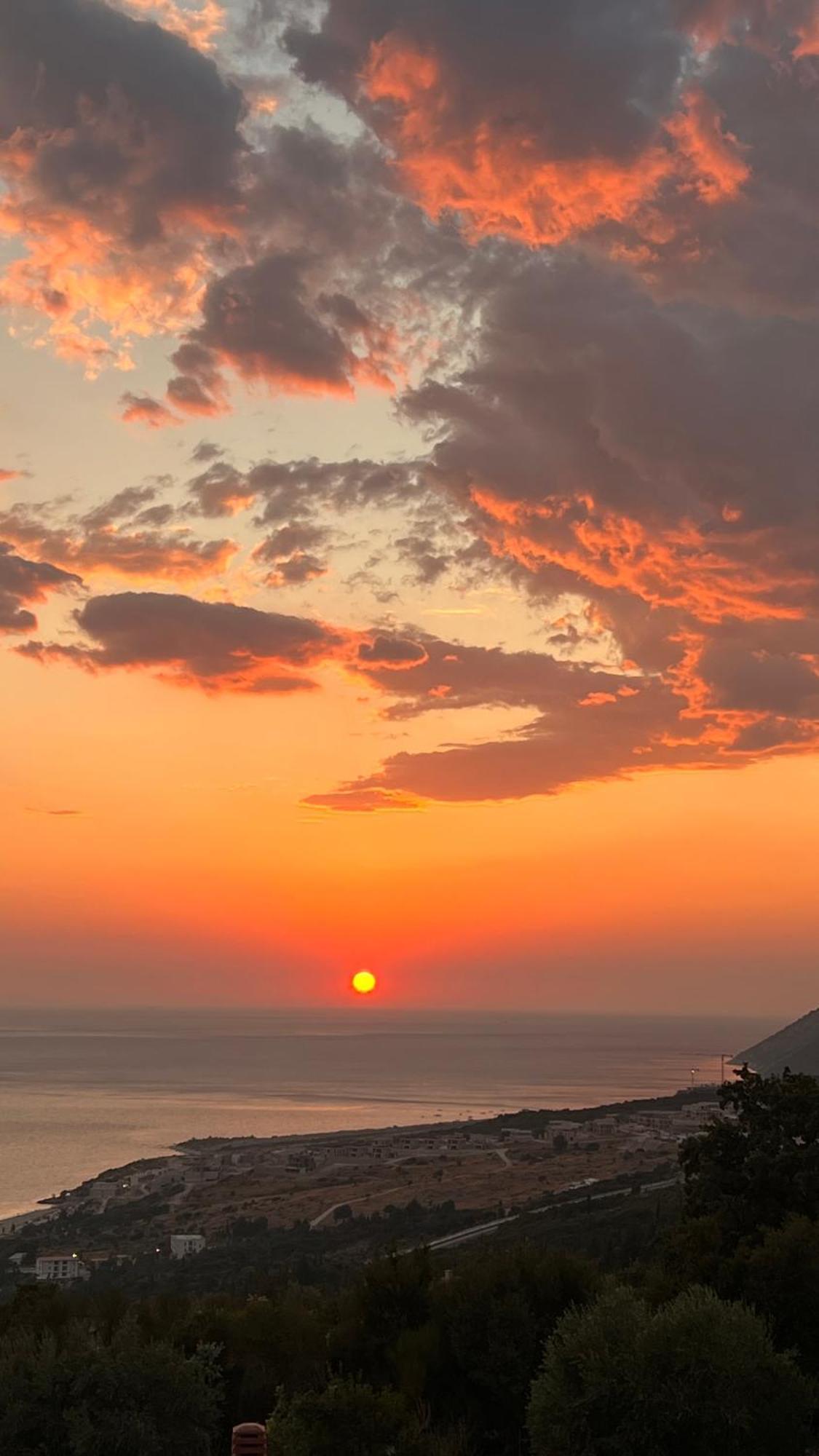 Petra Oliva Apartment Dhërmi Buitenkant foto