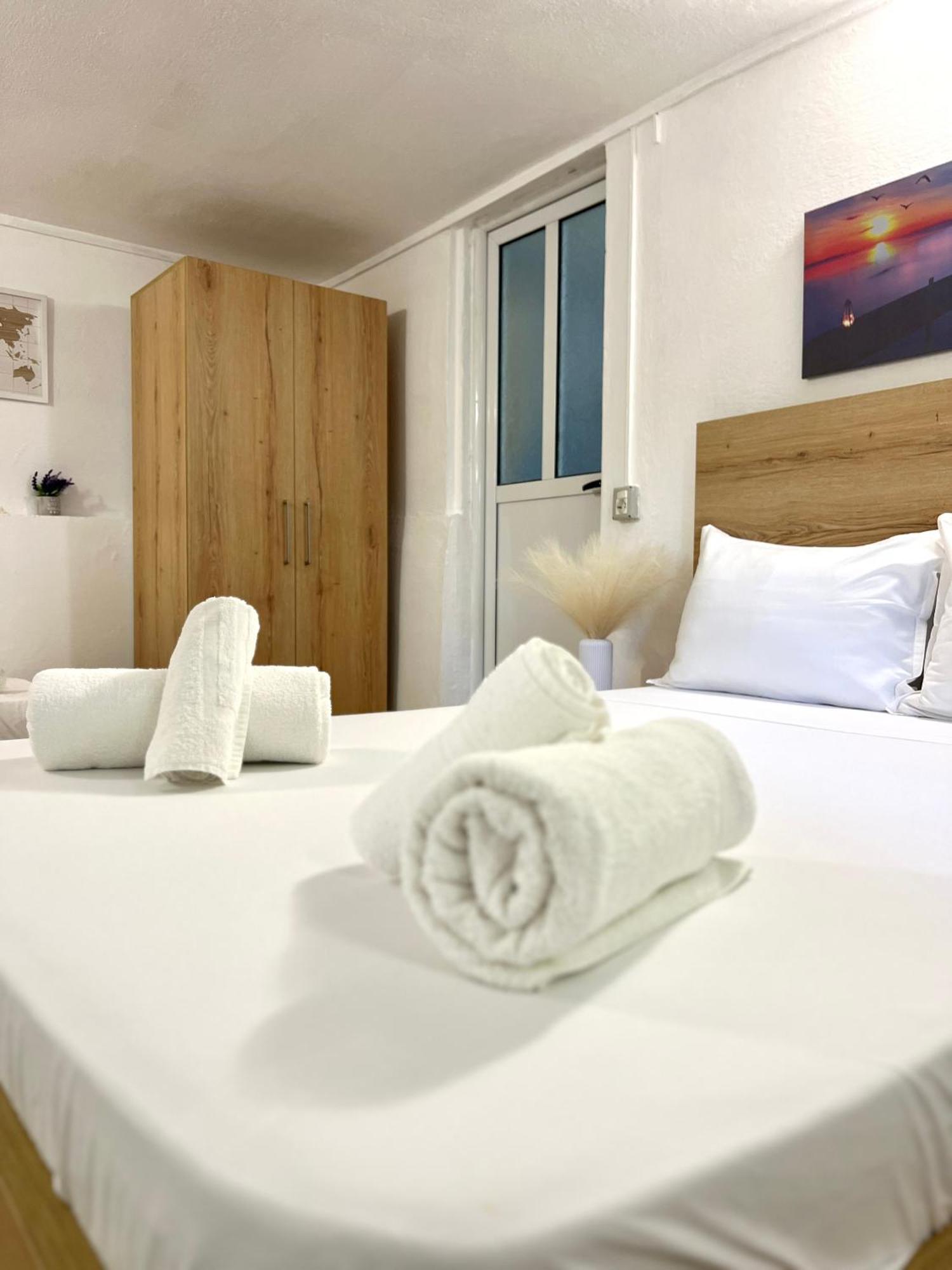 Petra Oliva Apartment Dhërmi Buitenkant foto